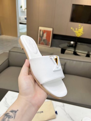 皮底+40 Louis Vuitton2025路易威登Lv 女士官网1:1 时髦丽人逛街 聚会 度假 超舒适 码数 35 43#