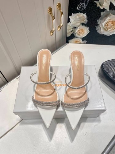 橙子出厂价p gianvito Rossi 水钻一字带尖头高跟凉鞋 高跟鞋 设计超酷 经典百搭 上脚舒适 随意搭配皆可完美呈现 优雅风格 创造不一样的感觉 跟高