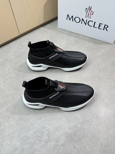 Moncler 盟可睐 蒙口 -高端品质 原单 -鞋面：进口品牌高弹力布匹.热切工艺丝印品牌Logo、鞋身塑胶模块、品牌织带 -内里：垫脚；品牌帆布 -大底：超