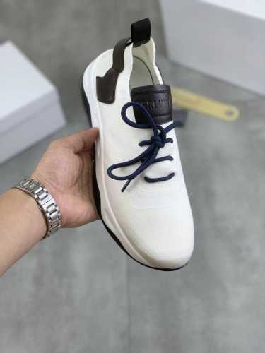 工厂价 实价 Berluti 布鲁提 2024新款拖休闲鞋来袭 进口牛皮材质纯手工重复擦色改色制成 内里垫脚进口精选小牛皮制作 品牌logo双色 原版大底 时髦