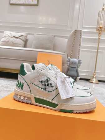 顶级代购版本 情侣款 Lv 路易威登runner Tatic 运动鞋 老爹鞋 L家 春夏秀场推出 Lv Runner Tatic 运动鞋 驴牌 老爹鞋 复古跑鞋 - 点击图像关闭