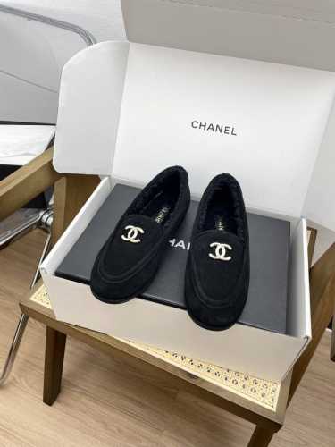 下单请备注 代购级ChaneL 24K泰迪乐福鞋秋冬新款 小香羊羔毛乐福鞋 舒适保暖平底毛毛鞋 秋冬新款单鞋 香奶奶新品乐福鞋 设计简约高级，超级百搭款！双C