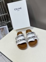Celine 思琳代级别 春夏新品凯旋门复古罗马凉鞋拖鞋 进出专柜无压力，重工版，拒绝一眼假Low货 原版楦型，调试N次、这款上脚绝对Vintage复古风味十足