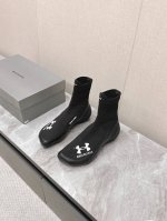 巴黎世家Balenciaga春夏秀款安德玛联名情侣款袜子鞋 专柜7920RMB购入开发 Balenciaga和Under Armour胶囊系列是一个高端奢侈品牌