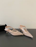 jimmy Choo 最高品质 最新真丝烫钻 网面 单鞋 同步专柜 主打精致 舒适度休闲 甜美 无解风都轻松满足 Blingbling 迎面扑来高贵典雅的气息