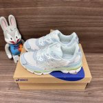 Needles X Asics Gel-Nyc 皮革 炫酷 减震防滑耐磨 低帮 生活休闲鞋 白蓝 货号: 1203A383-100 包装:全套得物配件毒盒配纯棉