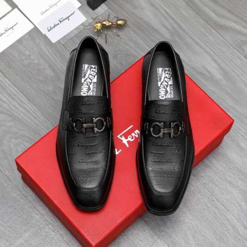 商品商标：Ferragamo 菲拉格慕 正装鞋 正码码数: 38-45 商品材料：精选 头层压纹牛皮鞋面 牛皮内里原版大底