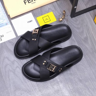 商品商标：Fendi 芬迪 拖鞋 正码码数: 38-44 45订做不退换 商品材料：精选 牛皮鞋面 脚背皮里 原版大底