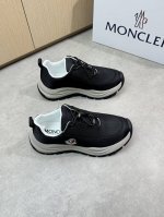 Moncler 盟可睐 蒙口 -高端品质 原单休闲运动鞋 -鞋面：进口品牌高丝光帆布布匹、鞋身车缝品牌塑胶模块、品牌织带 -内里：垫脚；品牌帆布 -大底：超轻T