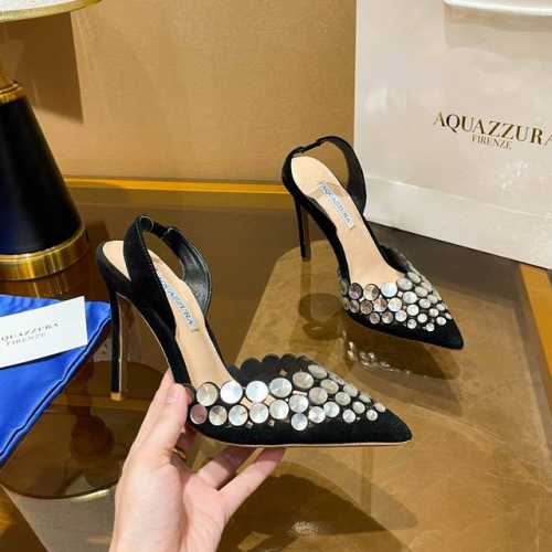 Aquazzura 2024新款凉鞋 顶级版本 代购款独家新款顶级版本 质量超级美爆。 Zp 原版开模 原版扣开模 附带原版定制大钻烫满钻，尽显奢华，超级炫美