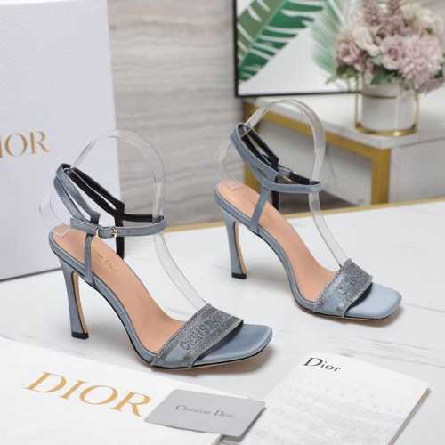最高版本 Dior 迪奥24S春夏新品 银丝线刺绣工艺 高跟凉鞋 面料采用进口真丝绸缎 内里踮脚均为羊皮 意大利进口真皮大底 跟高：10cm 码数：35-41