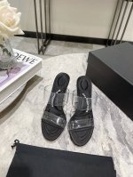 alexanderwang大王春夏新品大王Lolita高跟开放式胶片钻跟凉拖鞋 上脚超级无敌的舒适 大气 ，完美的贴合脚型。脚床凹凸感带按摩，鞋垫配上注胶 白色