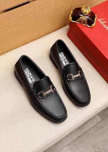 商品商标：Ferragamo 菲拉格慕 休闲皮鞋 正码码数: 38-44 45订制 商品材料：精选 进口头层荔枝纹牛皮鞋面+奢侈五金扣，进口水染牛皮内里。强烈立