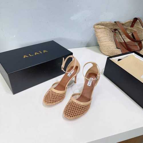 高品质出厂 ！小众潮牌Alaia 24 春夏走秀款高跟中空网面高跟凉鞋！ 兜兜转转还得是Alaia 极致的舒适和百搭 章小蕙同款 甜酷芭蕾风 人气超高的一款夏季