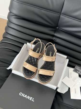 Chanel 25C春夏新款全系列链条拖鞋全系列首发 专柜有的我都有！高版本高品质鞋面牛皮 原版面料 内里羊皮 原版大底Size:35-39 其他码数定 - 点击图像关闭