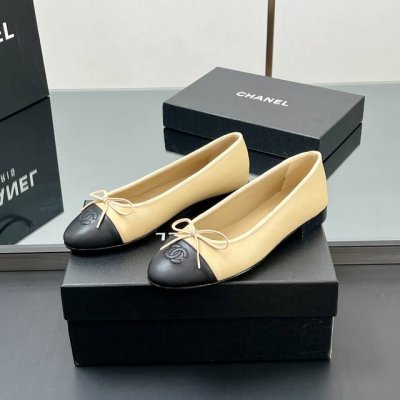 高版本 升级版！小香经典款芭蕾舞鞋平底拼色单鞋 Sling-Back于1957年问世,之后Two-Tone设计成为Chane*经典之作 双色设计简约精美,方头大