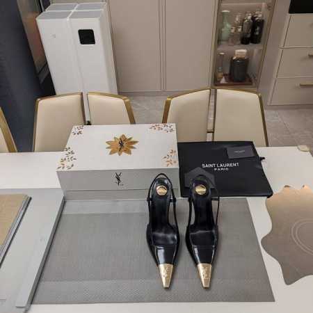 SAINT LAURENT ” SYL圣罗兰 顶级版本25SS众明星网红追捧的T形细高跟，经典字母铁头小方扁头后空凉鞋。SYL 2025官方VIP 贵宾版金花磁 - 点击图像关闭