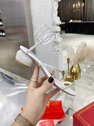 冲量价: Rene Caovilla芮妮 乔薇拉 Rc 蛇型缠绕爆红仙女凉鞋系列，魅惑华丽的顶级硬货Rc家鞋子的颜值永远在线 ♀每一双都是仙仙哒 蛇形是Rc家的