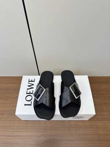 LOEWE罗意威25ss早春新品网红时尚拖鞋 全网最快购入原版开发，穿几年不过时的，超级经典系列，网红最热爱的打卡神鞋，最快出货，独家原版一比一开模，所有材料，