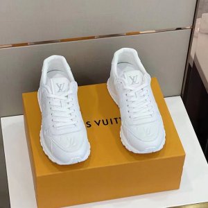l驴家优质原版面料鞋面 牛皮垫脚 特供大底 细节决定品质 38-45。