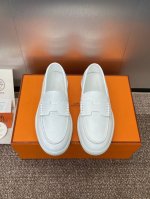 工厂p价p 女码 男码 爱马仕 Hermes 2025春夏情侣新款 Lvy拼色滑板鞋 H家平底圆头时尚休闲乐福鞋 材质 进口小牛皮 进口羊猄皮+水染羊皮内里+原