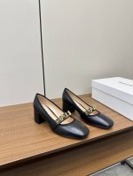Bally 25早春新品时尚字母扣粗跟玛丽珍单鞋 Bally2025春夏新款，时尚粗跟平底马丽珍logo 字母单鞋，走秀款芭蕾舞鞋款式新颖别致，采用方形头型设计