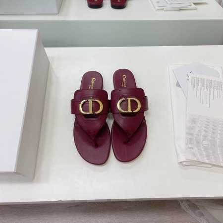 工厂p价 女装女鞋 运动原单 迪奥 Dior 早春新款女鞋 Cd字母Logo平底镂空凉鞋 圆头平跟果冻色拖鞋 市面顶级版本 材质:鞋面进口头层牛皮丝绸牛皮内里+ - 点击图像关闭
