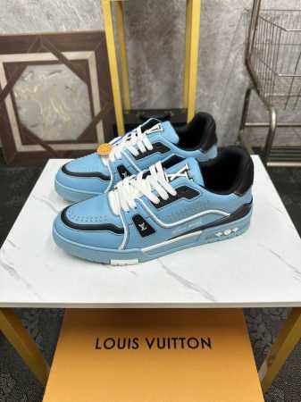 情侣款 Lv-路易威登 奢牌运动休闲鞋，进口原版牛皮材质，网布内里 高档舒适，原版大底轻盈耐磨！纯手工制作，细节决定品质！35-44。 38、45定做不退换 S - 点击图像关闭