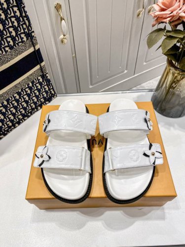 橙子出厂价p Louis Vuitton 路易威登 Lv春夏新款 花朵魔术贴拖鞋 休闲凉拖 码数：35-42