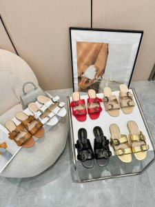 Chloe新款，牛皮面料，绵羊内里，码数：35-43， 皮底加30