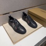 出厂价pp 巴宝～ 男士休闲鞋 2025Z柜同步发售 码数:38-44# 2个颜色鞋面选用多材质拼接真皮内里，舒适透气，鞋底：原版舒适耐磨防滑大底，实物拍摄实物