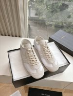 所见即所得G130代购级Dries Van Noten DVN 马拉松复古德训鞋Dries Van Noten 2025春夏系列，设计师通过改造、扭曲和颠覆经典