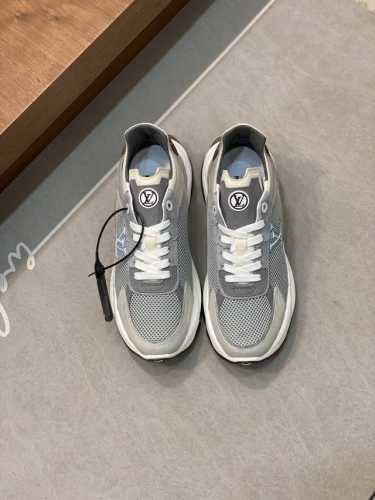Louis Vuitton 路易威登 -高端品质 原单升级版 -原版反绒小牛皮 品牌塑胶模块 品牌帆布布匹 -内里 垫脚：品牌帆布 -大底 超轻Tpu 橡胶 组