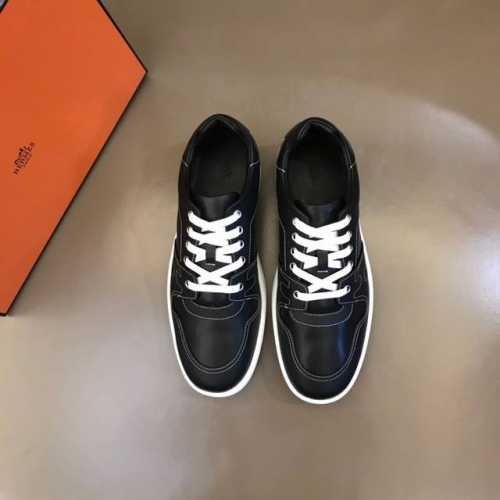 H高端精品，男士低帮休闲运动鞋，独特的品牌专有皮革定制+内外腰明线h标志更个性 立体感十足 内里鞋垫进口小牛皮，柔软舒适 ，Tpu大底 中底有加eva减震片 大