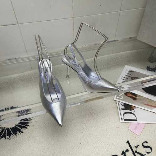 Jimmy Choo 深V开口鞋面水滴跟凉鞋紧密贴全足部、穿着舒适贴脚精美造型水滴跟、配以大胆尖头、赋予高跟鞋时尚现代感女鞋 面料：进口羊皮 漆皮 内里：进口羊
