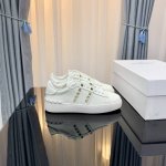 p直销 女鞋 女装 女鞋 女装 Valentino 华伦天奴运动鞋21Ss新款字母板鞋小白鞋绑带运动鞋张艺兴同款铆钉系带休闲鞋运动鞋 市面最高版！所有细节与原版