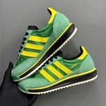 档口现货 纯原版本 ad Sl72 Rs Green Yellow 系列德训 阿迪达斯Originals推出复古 T头鞋 造型的Sl72鞋款复刻 有男女两款可选