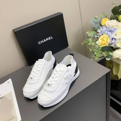 出厂价pp chanel21S小香早春熊猫鞋系带运动鞋系列 专柜人气火爆款 专柜第一眼看到闭眼打包 作为非常Fashion的我肯定要入的 颜色都让我为之心动真的