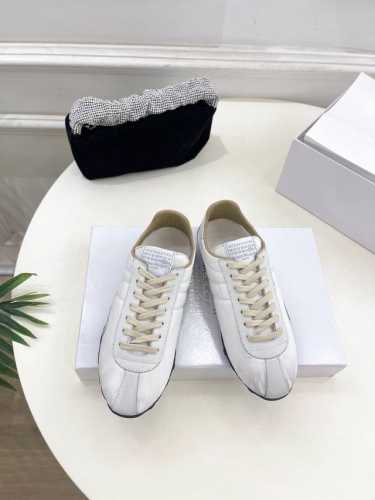 Maison Margiela 马吉拉 2025ss 早春新品Sprinters系带低帮运动鞋休闲鞋 MM6作为这两年最受欢迎的鬼才设计师品牌，设计简单、奢华的
