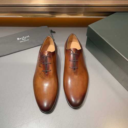 Berluti 高端精品 擦色手绘进口牛皮 意大利原版真皮大底 牛皮内里垫脚 四季新款Alessandro Demesure系列 专业的patina染色处理 在