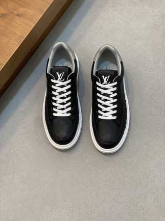 Louis Vuitton 路易威登 -高端品质 原单 -鞋面：纳帕小牛皮、高周波品牌logo -内里：高弹力帆布布匹，牛皮垫脚 -大底：超轻tpu发泡成型大底 - 点击图像关闭