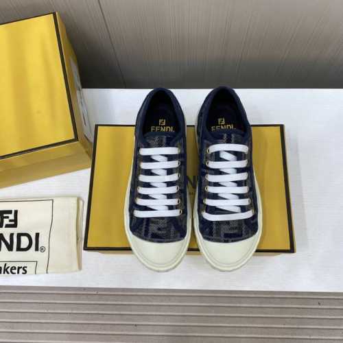 出厂价P P330 Fendi 2025年新款芬迪休闲板鞋22Ss春夏新款 渠道原装订单釆用精选3D双F布面料 鞋面走线工整 清晰质感 高端时尚 简约大气 防滑