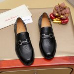 工厂P价 里 Ferragamo 菲拉格慕 爆款时尚休闲鞋官网专柜1:1制作，原版开模好质量看得见，进口高端头层打蜡小牛皮，水染皮内里纹路很清优质防水防滑耐磨大