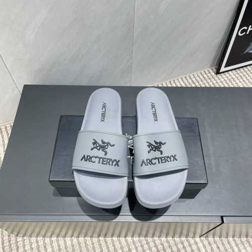 出厂:男款 独家顶级版本 arcteryx始祖鸟25Vs春夏凉拖新款系列 经典新款凉拖 原版一比一打造舒适度 包裹性都比较好 个性十足 很好驾驭各种风格衣服搭配