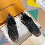 女鞋 女装 Lv驴牌L家 经典系列Run Away 休闲 运动鞋 原版购入开发 做货 此款 Run Away 运动鞋以牛皮革搭配经典 Monogram 帆布饰边