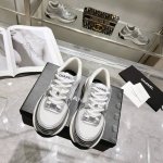 p直销 女鞋 女装 Chan*El 香奈*儿 最新款休闲运动鞋 银白，金白，银灰，黑红！无敌漂亮又好穿 非常轻便，内里也是超级软，超级舒服，鞋面透气设计，配色高