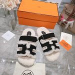 二舅毛拖全系列』 出厂价 秋冬新款羊羔毛平底毛拖鞋~超温暖羊卷毛二舅鞋 完美驾驭各种风格。新增很多马卡龙色系，软fufu的，少女心炸裂 color：多色 码数：