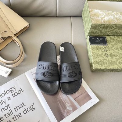出厂： Gucci 古驰2025顶级专柜 初夏情侣新款 官网上新 独家首发 Gucci 古驰 25S 初夏情侣拖 古驰拖鞋 古驰情侣穿搭 Gucci拖鞋 Guc