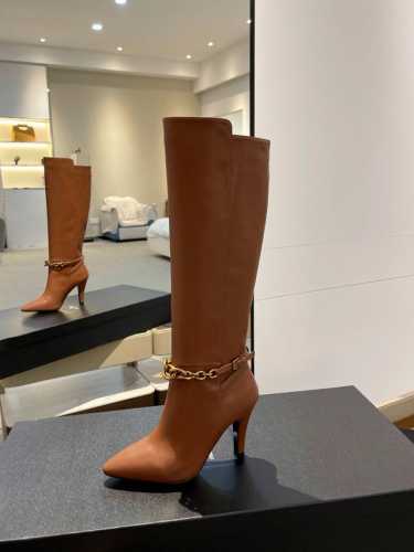 年度畅销款 圣罗兰 秋冬新款 圣罗兰 Saint Laurent0， 开始叫做Yves Saint Laurent 或 简 做YSL，是法国人伊夫 圣 罗伦 Y