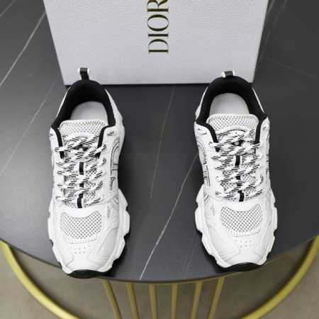 出厂价 Dior Chrono 迪奥情侣爆款热卖 原版开发全新tpu吸膜超轻极软组合大底. 运动风格 运动鞋..老爹鞋. 上脚超美超赞..各路明星网红纷纷上脚. - 点击图像关闭